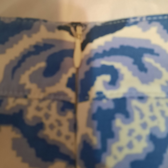 Size 6 Merona skirt. - Picture 3 of 3